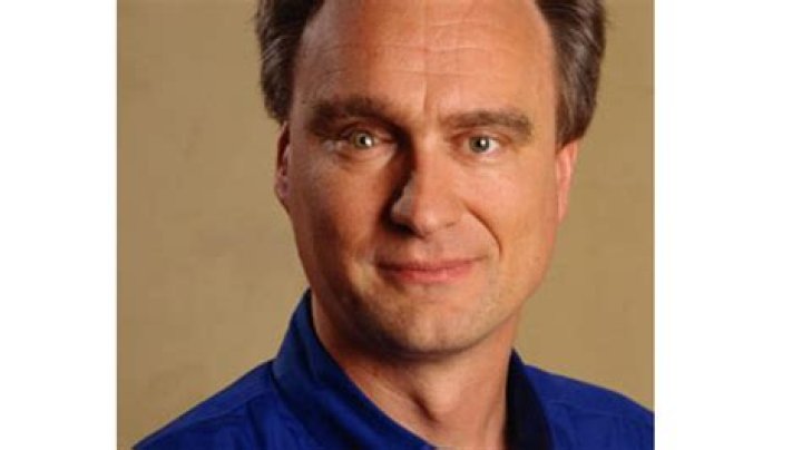 Bertrand Serlet - Net Worth, Age, Height, Birthday, Bio, Wiki!